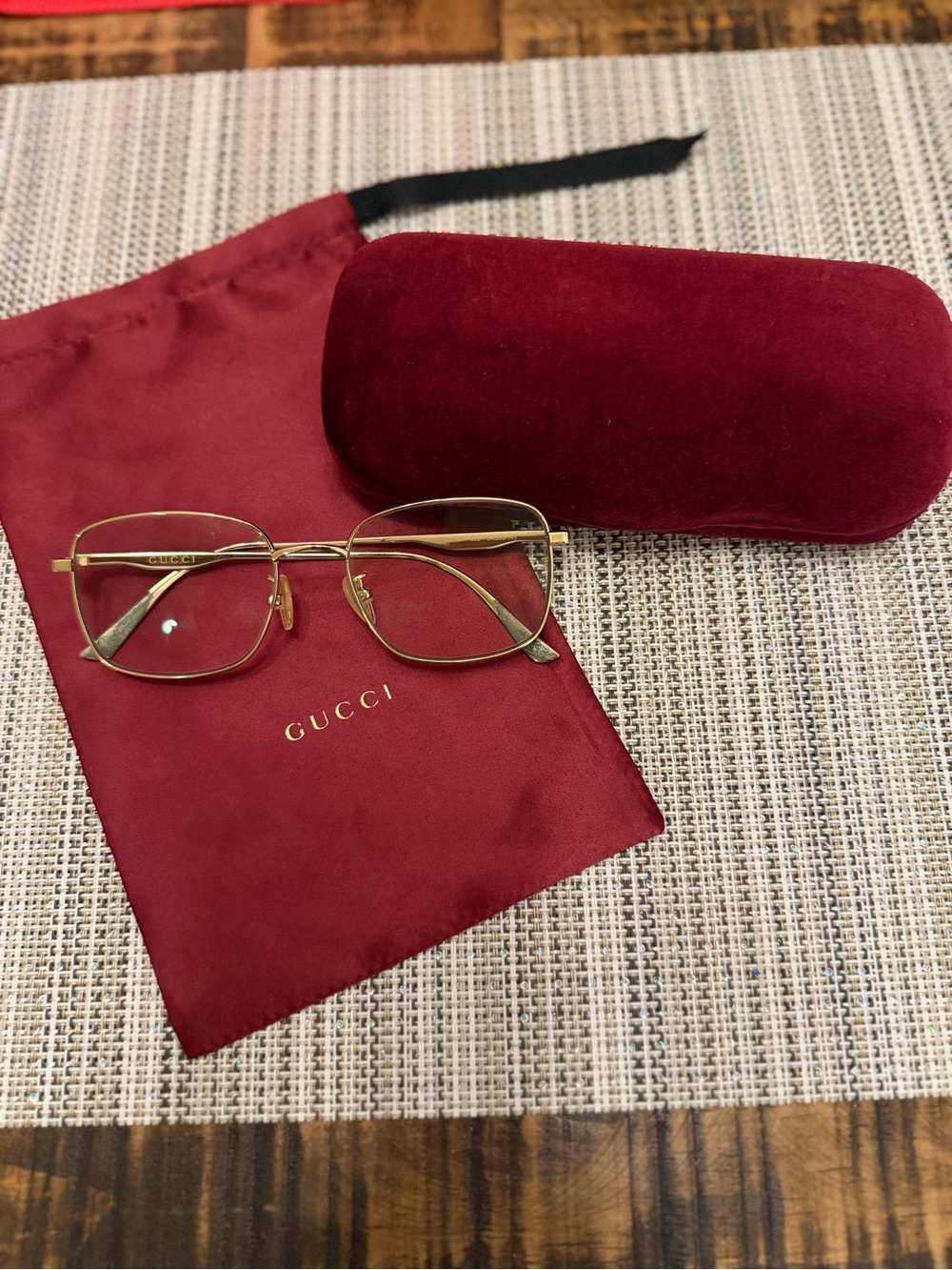 Vintage Gucci prescription glasses with case and travel bag - Picture 4 of 8